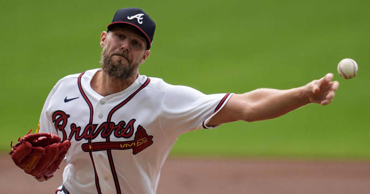 Chris Sale shakes off illness and turns in another dominant start for the Braves