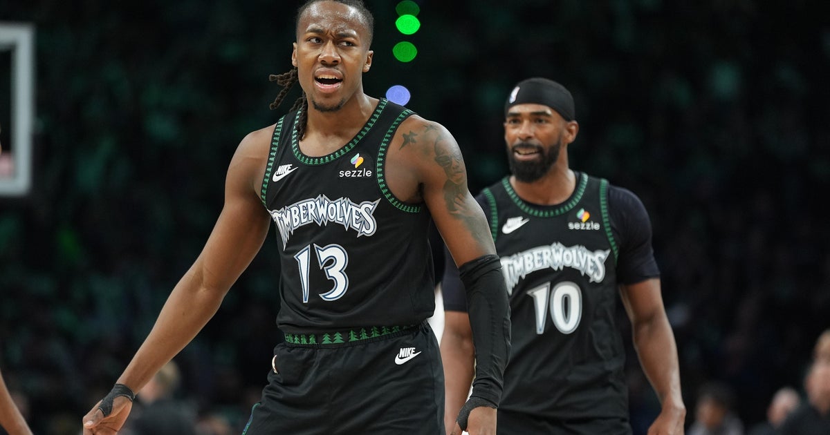 Dosunmu scores 43 points as Timberwolves overcome injuries to beat Nuggets 112-96 for 3-1 lead