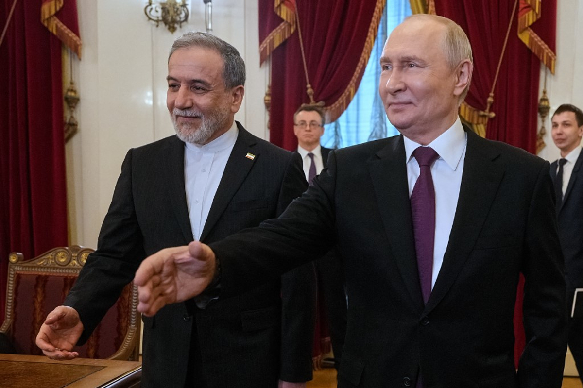 Russia Said to Be Assisting Iran in Conflict With the US