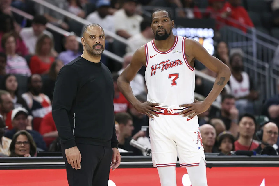 Mar 5, 2026; Houston, Texas, USA; Houston Rockets head coach Ime Udoka and forward Kevin Durant (7) look on during a play in the second quarter against the Golden State Warriors at Toyota Center. Mandatory Credit: Troy Taormina-Imagn Images
