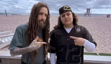 Korn's Brian "Head" Welch Shows Love To Deftones While Hanging With Fieldy's Son