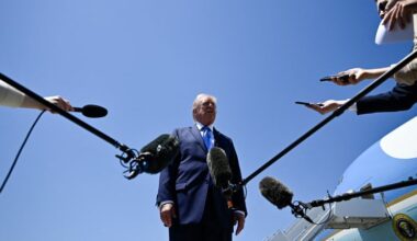 Live updates: Trump says US team won’t visit Pakistan