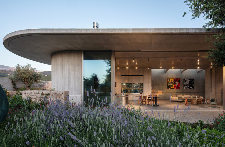 Capsule Retreat: Building Through Process in Lebanon’s Mountain Landscape - Image 1 of 13