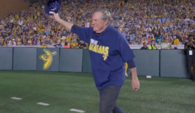 Bill Belichick makes surprise Savannah Bananas coaching debut at UNC