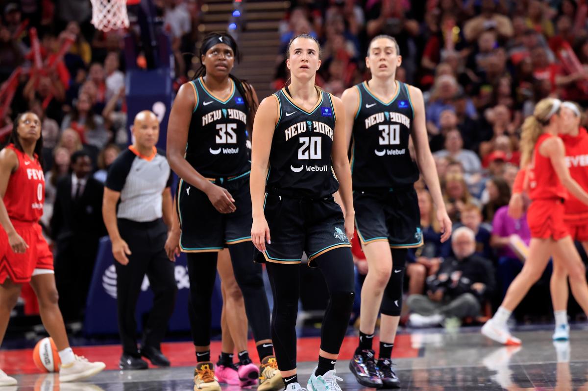 Liberty re-sign Breanna Stewart, Sabrina Ionescu, Jonquel Jones through 2028