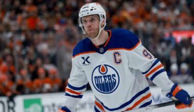 McDavid, Dickinson game-time decisions for Oilers in Game 5 of West 1st Round