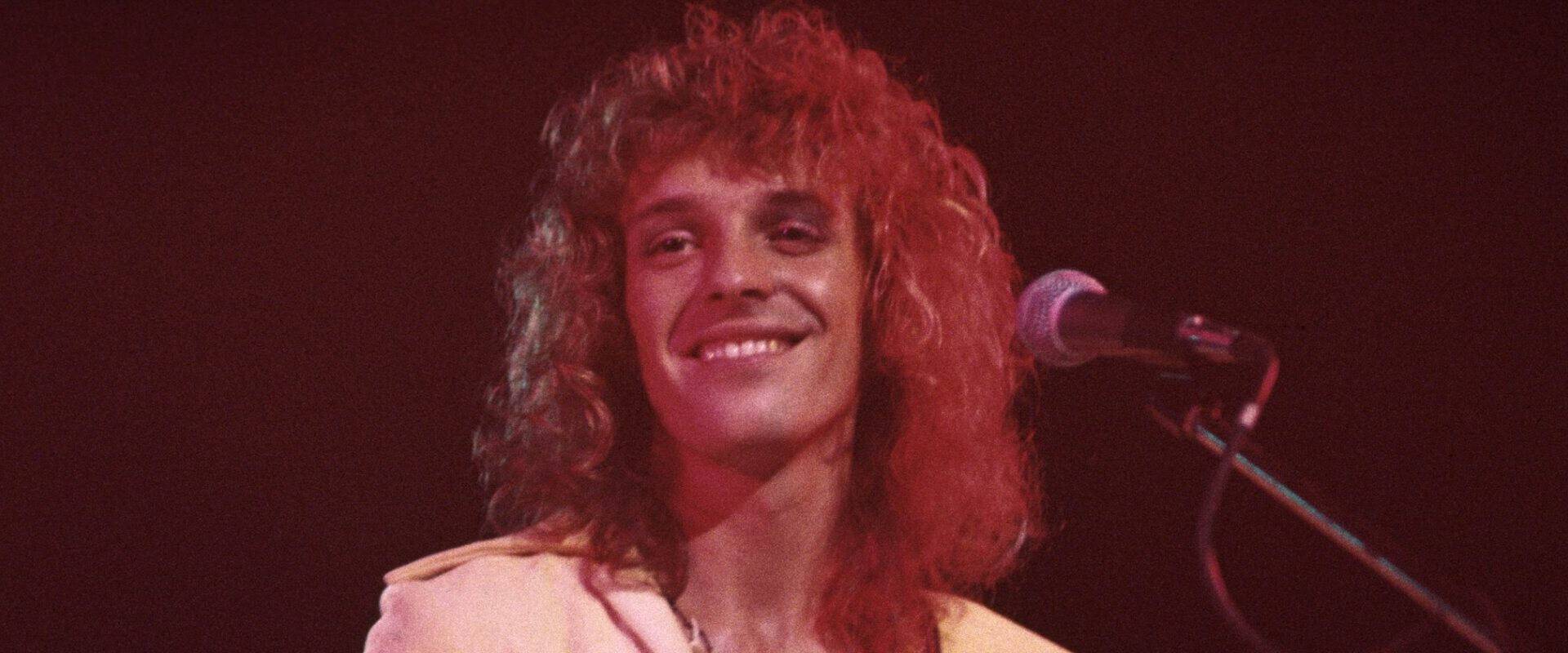 On the Charts 50 Years Ago, Peter Frampton Scored His Only No. 1 With One of the Best-Selling Live Albums of All Time