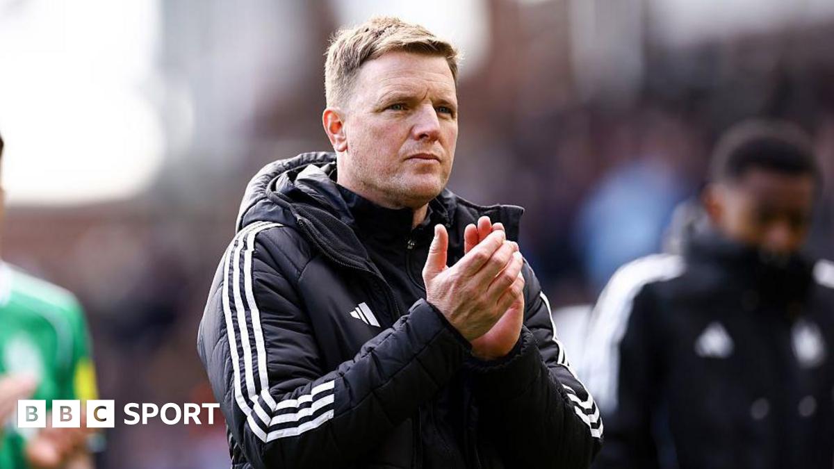 Newcastle United head coach Eddie Howe faces the away end after the game against Crystal Palace at Selhurst Park on 12 April, 2026