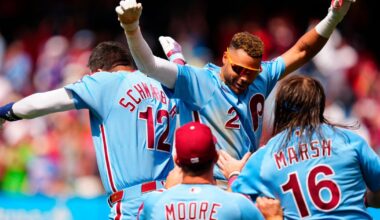 Phillies rally in the 9th inning to beat the Giants 3-2 in the first game of a doubleheader :: WRAL.com