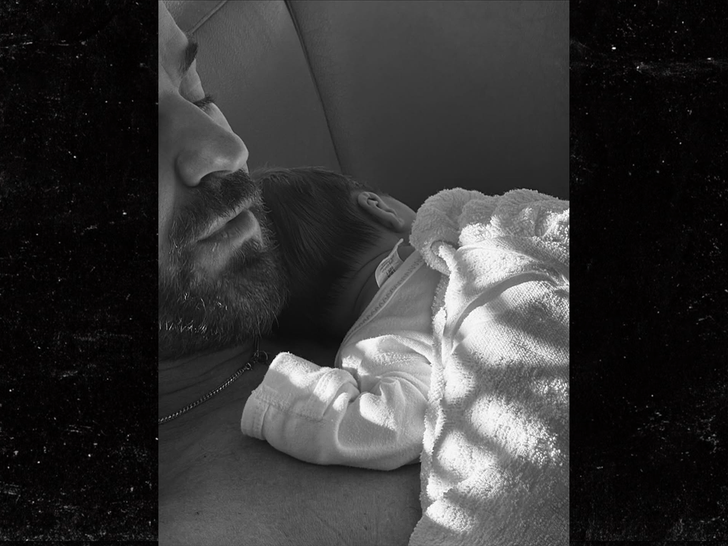 justin theroux baby insta