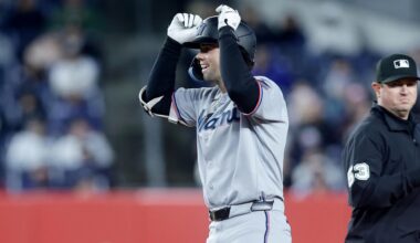 Pauley's go-ahead, 2-run double in 4-run 8th lifts Marlins over Yankees 7-6