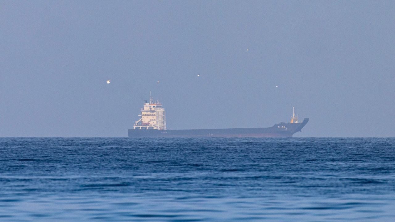 Live Updates: A10 Warthog ‘crashed’ by Strait of Hormuz as search for missing F-15E crew member ongoing