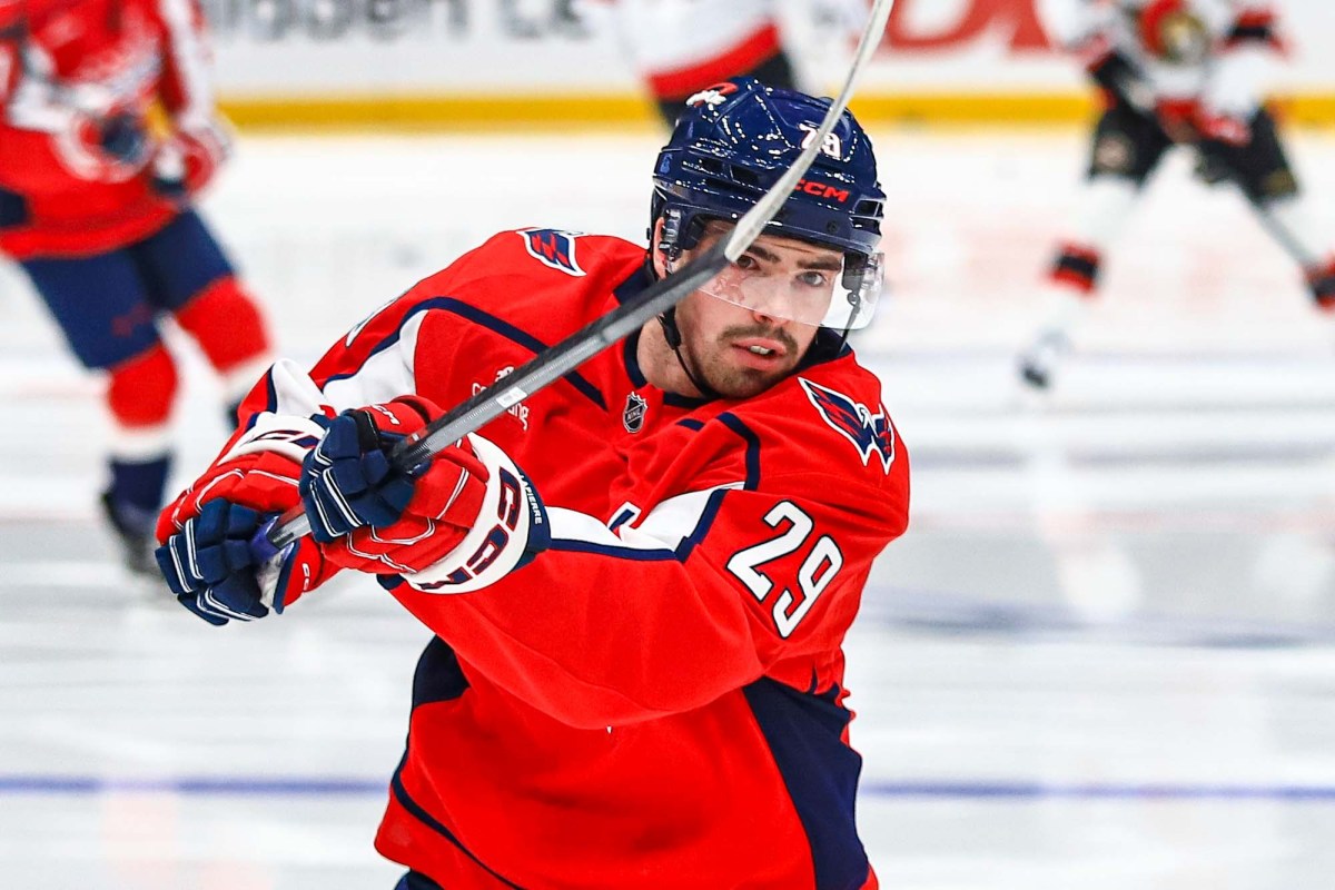 Hendrix Lapierre ‘needs to show that he can produce and be a point-getting guy’ as RFA contract negotiations loom