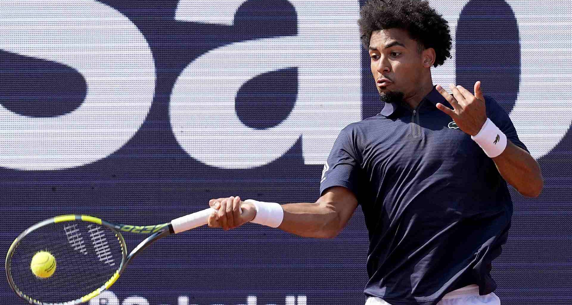 Arthur Fils overcomes Andrey Rublev, claims Barcelona crown for first title since injury | ATP Tour