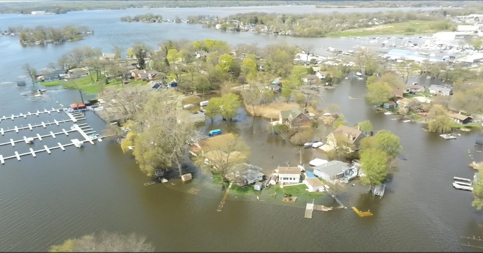 Water levels begin to drop in Lake and McHenry counties along Fox River, Chain O' Lakes; water levels remain high