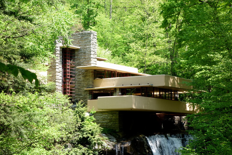 Frank Lloyd Wright’s Fallingwater Reopens After Restoration, Celebrating Its 90th Anniversary - Image 1 of 5