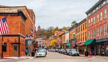 10 Timeless Towns In The United States