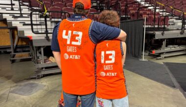 Connecticut Sun fans make the most of final season in state
