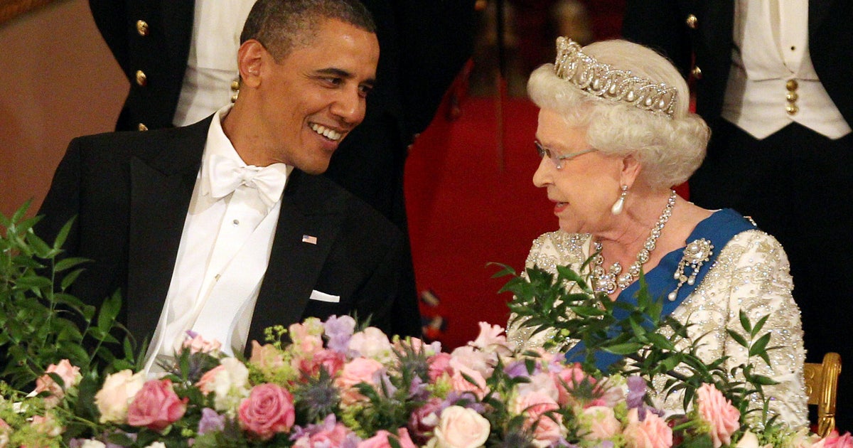 From a brooch to the queen's iPod: A history of gifts between the U.S. and U.K.