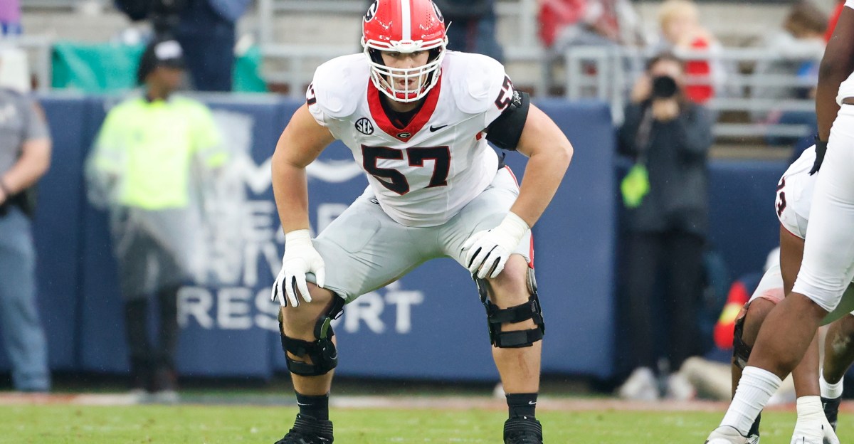 2026 NFL mock draft: Cleveland Browns select OT Monroe Freeling