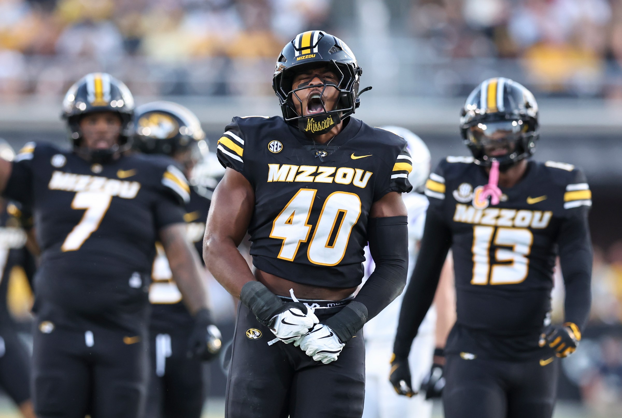 COLLEGE FOOTBALL: AUG 28 Central Arkansas at Missouri