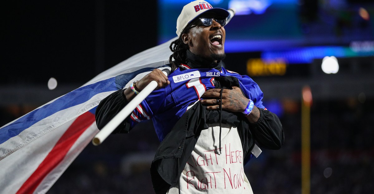 Buffalo Bills WR Keon Coleman being mentored by Stevie Johnson