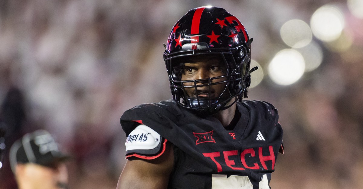 Dallas Cowboys draft: 4 situations when they may choose to trade up