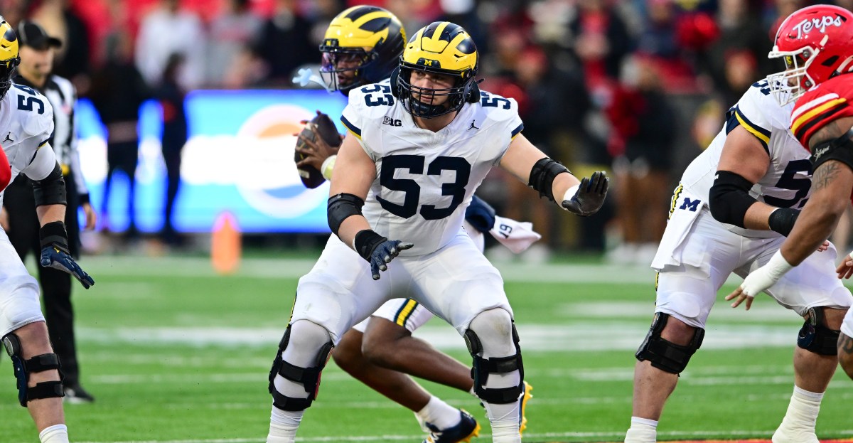 Kyle Whittingham names the starting center for Michigan Football