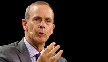 Air travel prices likely to get worse in coming weeks, Chevron CEO says