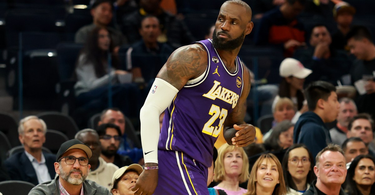 Grades for LeBron James, Rui Hachimura, in Lakers win vs. Warriors