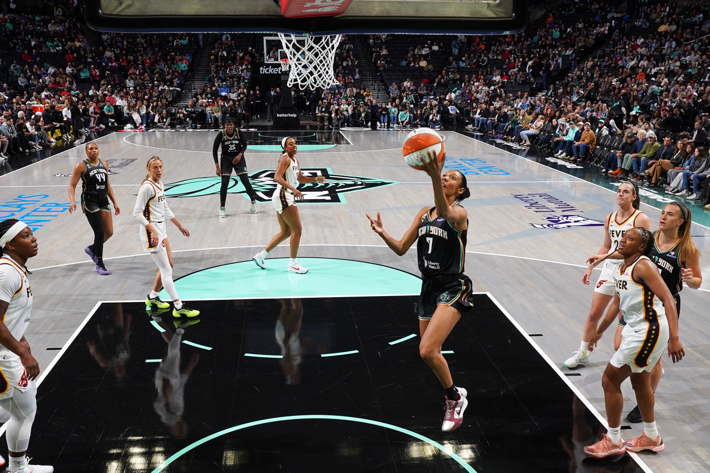 BROOKLYN, NY - APRIL 25: Rebekah Gardner #7 of the New York Liberty drives to the basket during the game against the Indiana Fever during a 2026 preseason game on April 25, 2026 at Barclays Center Arena in Brooklyn, New York. NOTE TO USER: User expressly acknowledges and agrees that, by downloading and or using this photograph, User is consenting to the terms and conditions of the Getty Images License Agreement. Mandatory Copyright Notice: Copyright 2026 NBAE(Photo by Catalina Fragoso/NBAE via Getty Images)