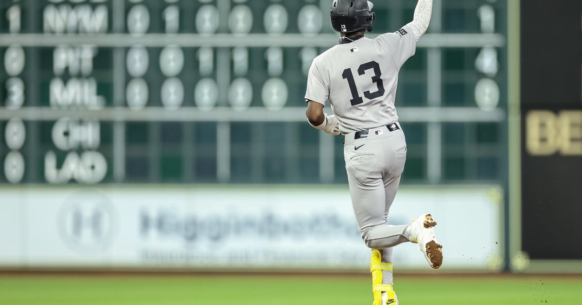 Yankees slug 4 HRs, extend winning streak to 7 games with 12-4 win over Astros