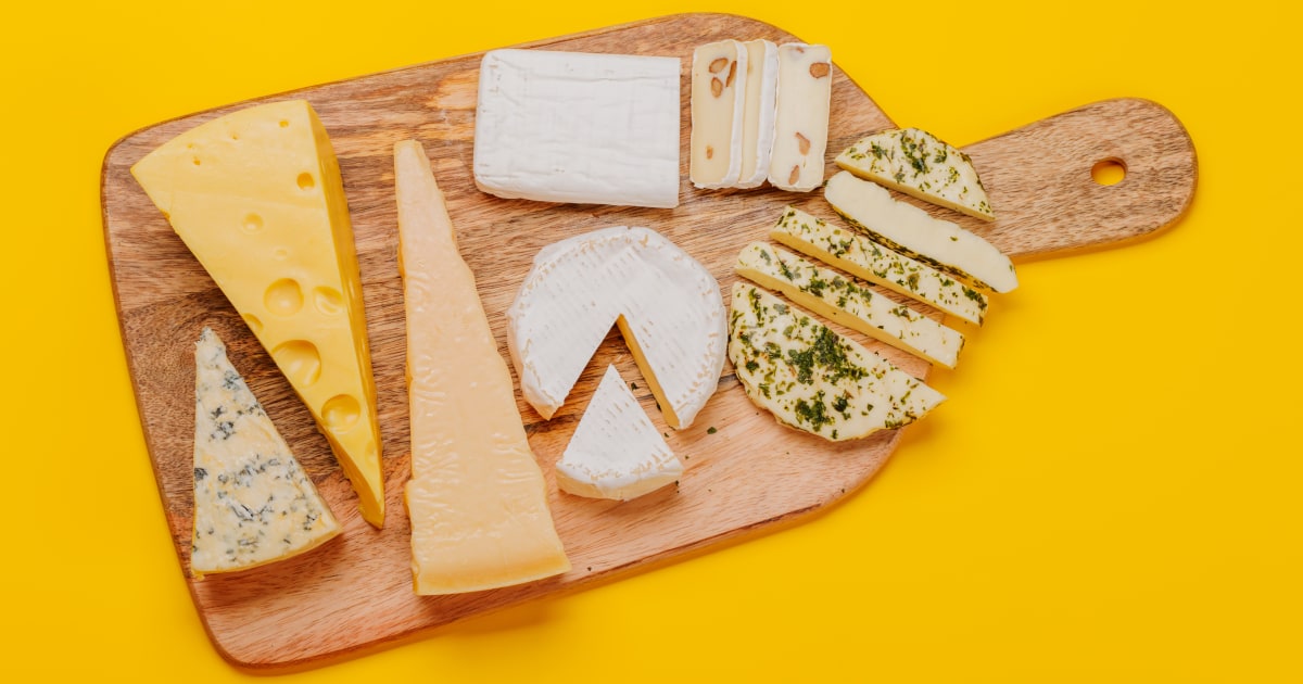 5 Healthiest Cheeses To Eat, According To Dietitians
