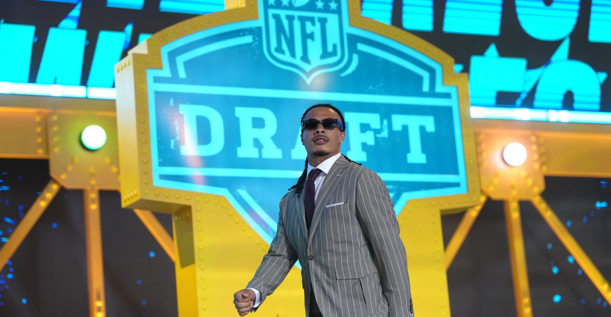 NFL Draft Grades: Eagles score some high marks for their first-round draft pick