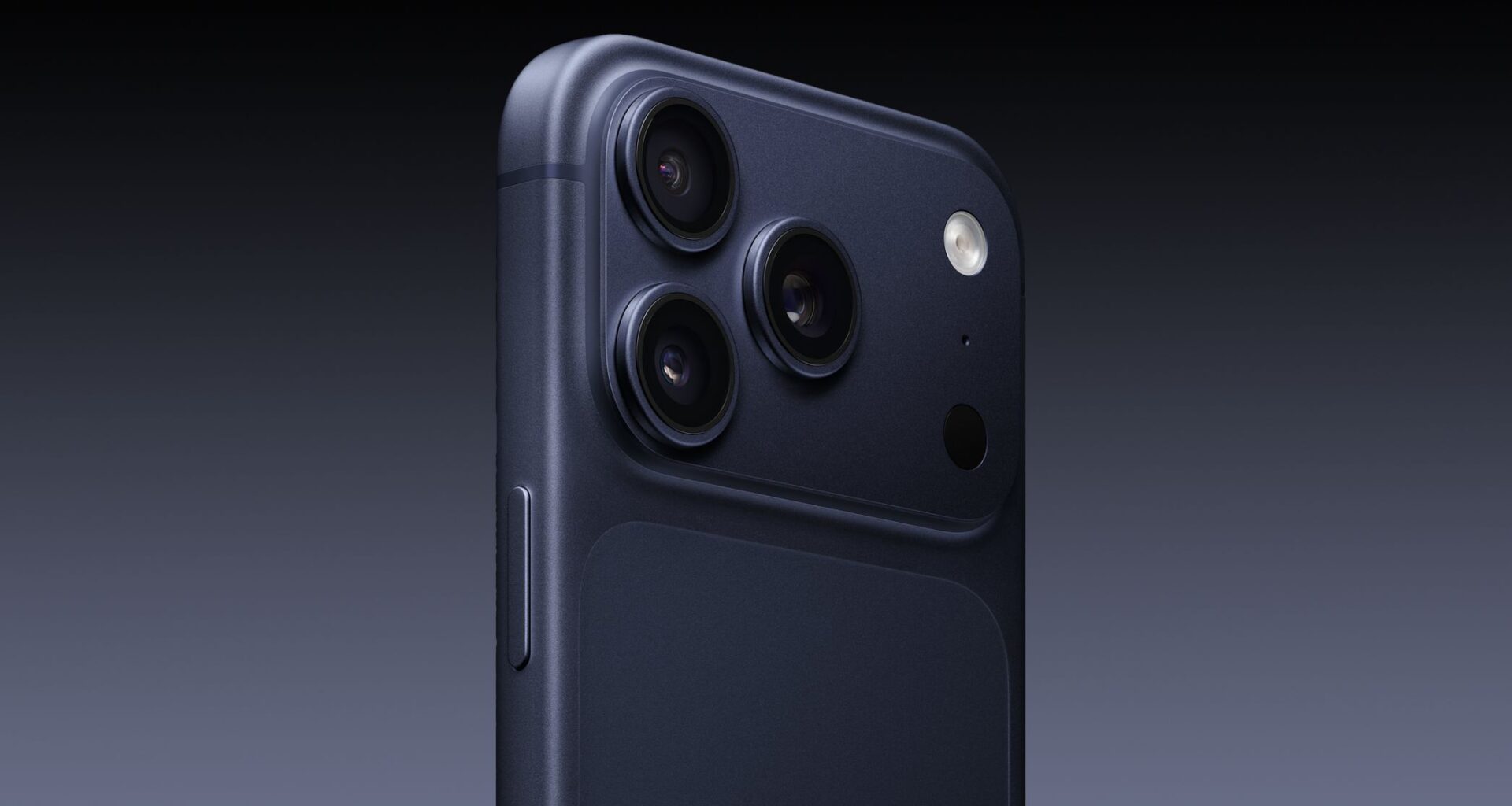 Apple Preparing 'Most Significant Overhaul' in iPhone's History