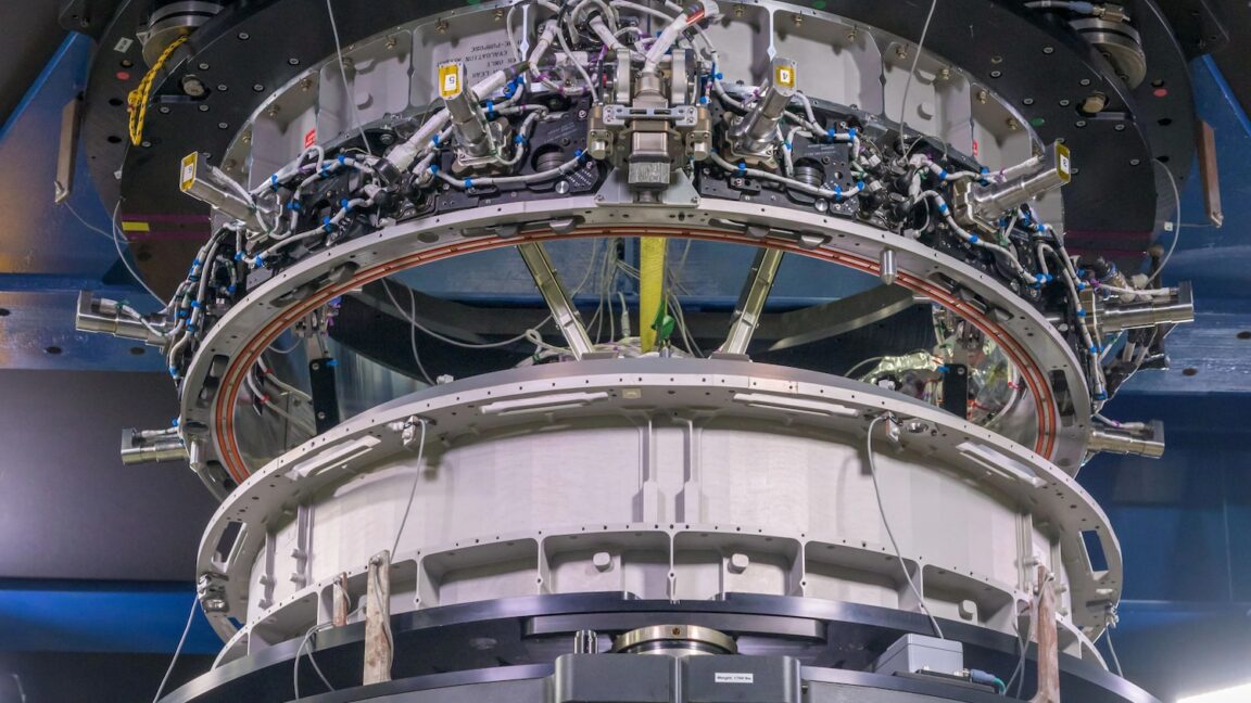Put it in pencil: NASA's Artemis III mission will launch no earlier than late 2027
