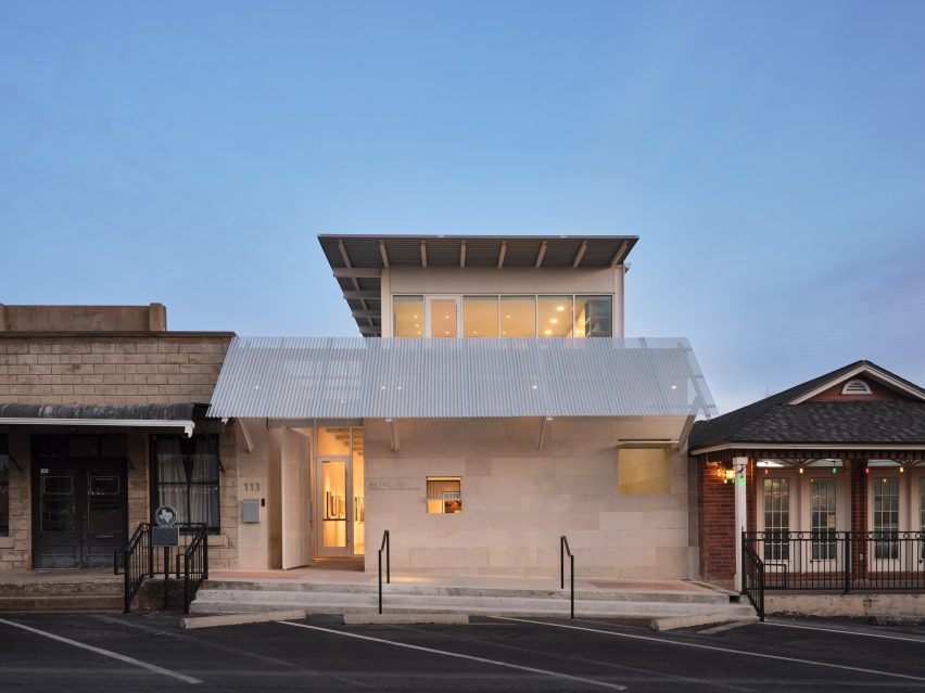 Marble Falls art House