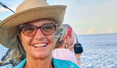 Lynette Hooker was concerned about husband Brian in messages to friend: "I can't be out there with him"