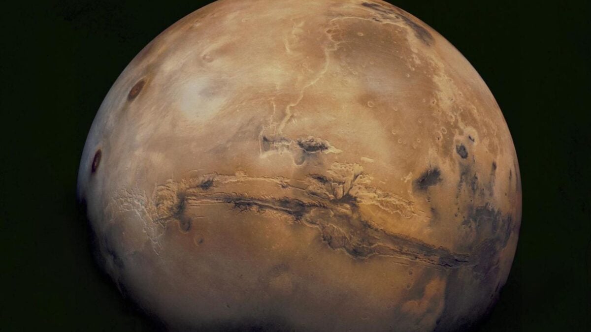 Astronomer Finds a Shortcut to Mars by Following an Asteroid’s Journey Through Space