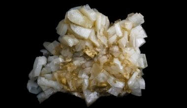 Mineral Dolomite