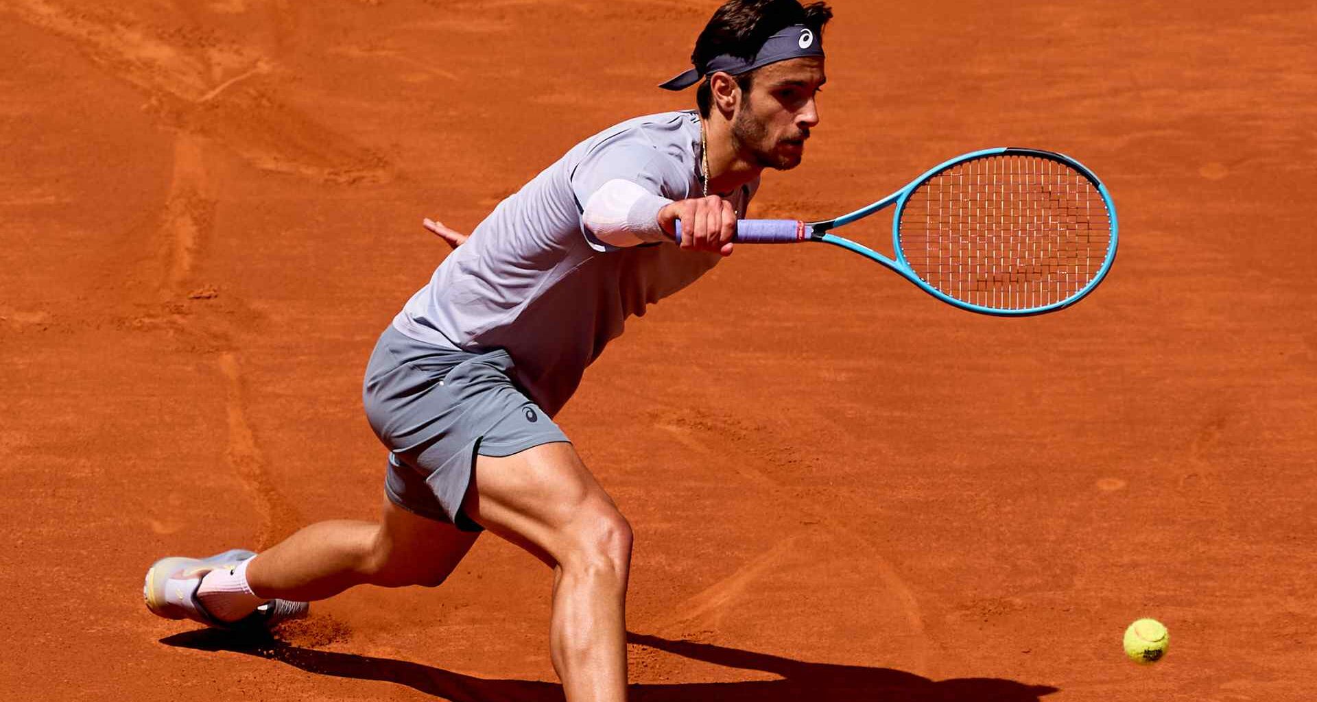 Lorenzo Musetti is into the fourth round in Madrid for the second consecutive year.