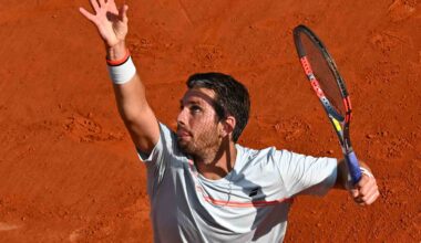Cameron Norrie escapes late drama, ends Stan Wawrinka's Barcelona career | ATP Tour