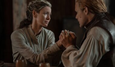 'Outlander' Says Goodbye To Longtime Character In Season 8