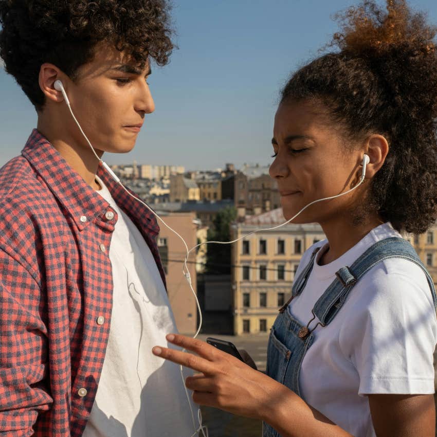 teens listening to metal music together