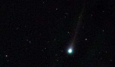 Early risers may catch Comet C/2025 R3 this week