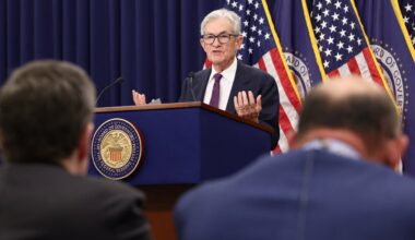 US Fed holds rates steady, Powell to remain on its board | Business and Economy News