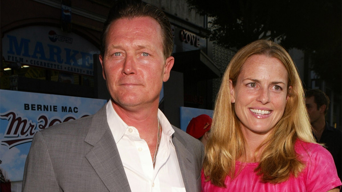 Robert Patrick, Barbara Patrick
