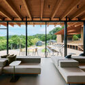 © Junpei Kato SATOYAMA TERRACE / Tatsuro Sasaki Architects - Interior Photography, Living Room, Wood, Deck