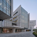 © Yong Zhang Shanghai Jiao Tong University Student Service Center / TJAD/Zeng Qun Architecture Design Studio - Image 4 of 34