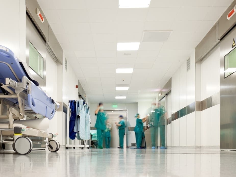 Hartford-Area Hospital Earns National Honors for Orthopedics, Prostate Surgery